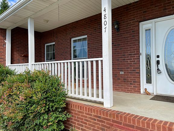 3rd image of 4807 Brookview Dr
