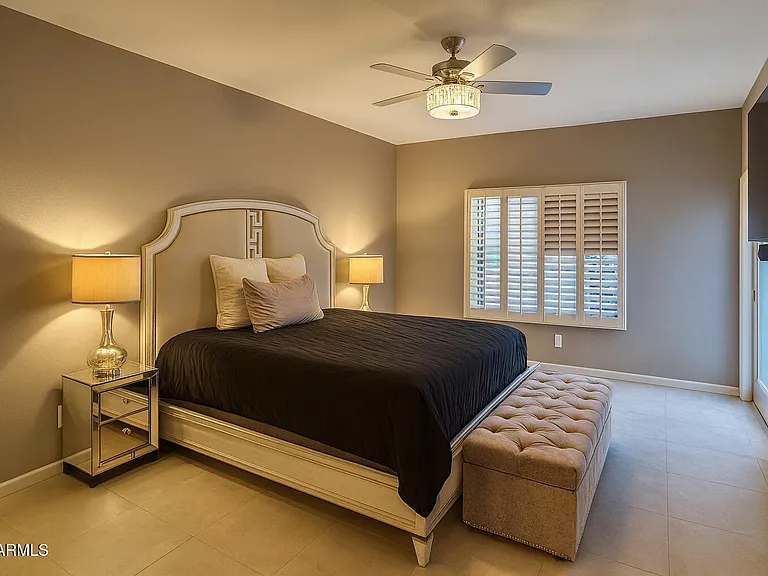 8100 E Camelback Rd #163 — Photo 16