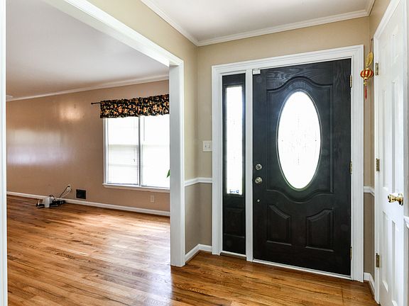 5th image of 232 Angla Dr SE