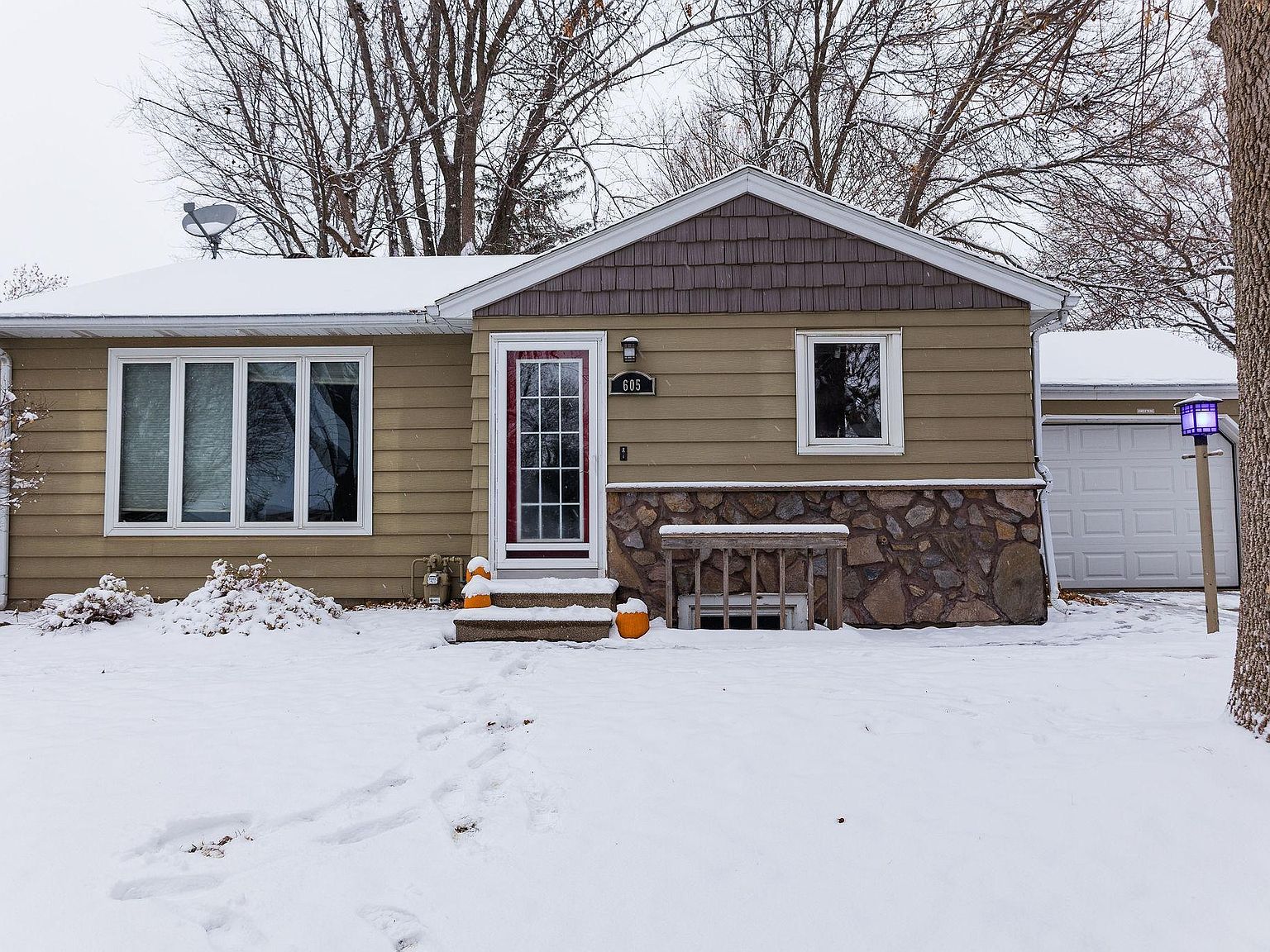 605 Hawthorne St, Albert Lea, MN 56007 Zillow