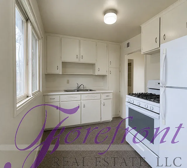 1504 Cody Ave — Photo 7