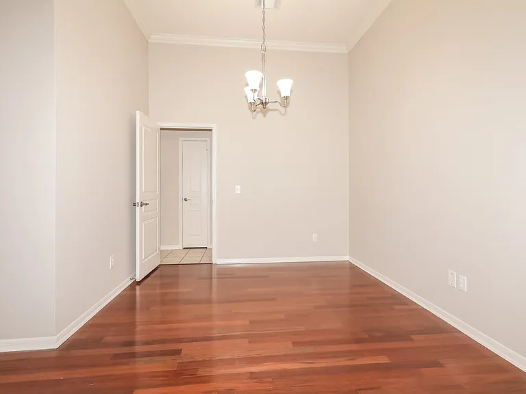 19 Rosewater Pl — Photo 5