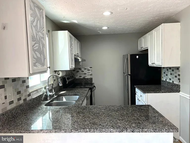 11020 Outpost Dr — Photo 10