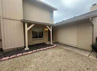 9643 Hefner Village Blvd, Oklahoma City, OK 73162