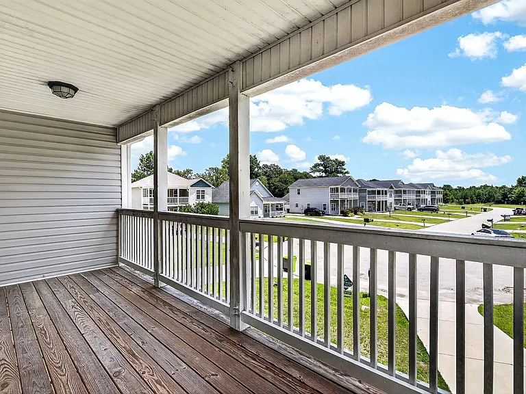 221 Robert Alan Dr — Photo 19