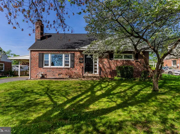 418 Appletree Rd, Camp Hill, PA 17011