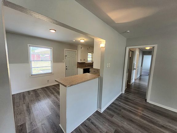 4th image of 5225 Sabelle Ln