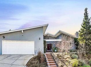 11526 Dona Cecilia Dr, Studio City, CA 91604