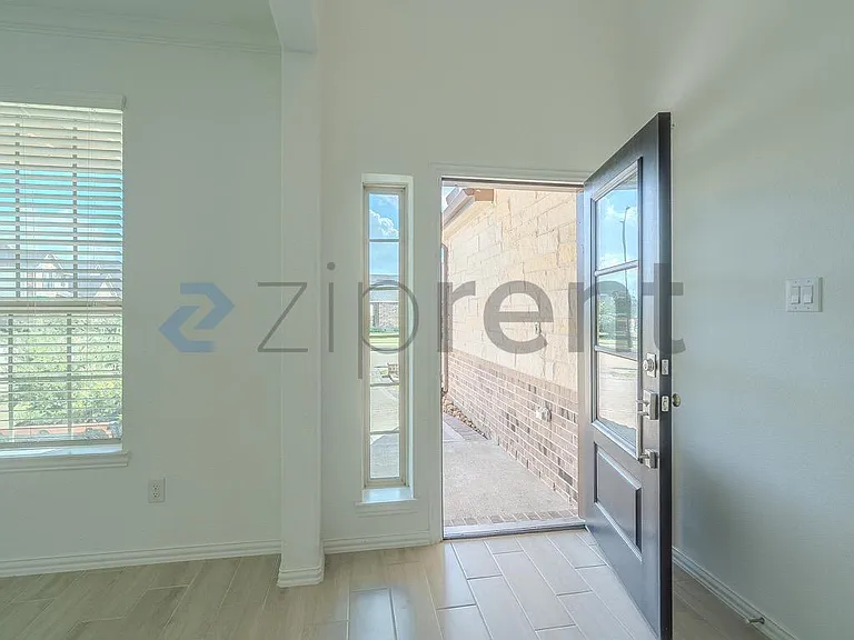 15023 Old Horseshoe Lake Dr — Photo 6