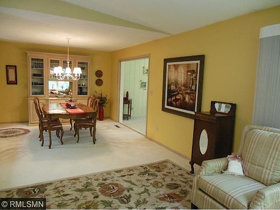 5th image of 67 Garden Dr