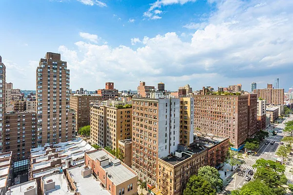 Rented by Living New York | media 11