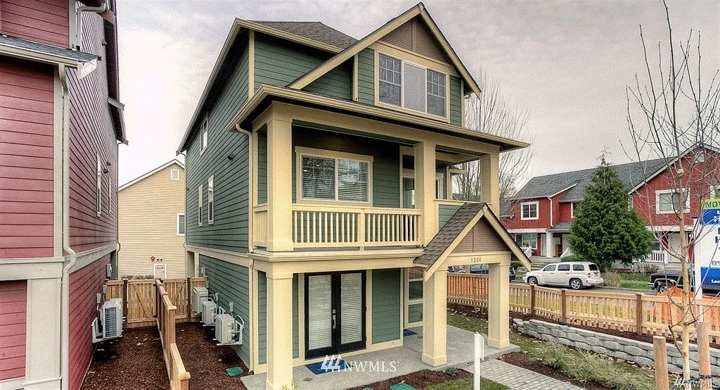 3200 SW Holly Street #25dd photo 1