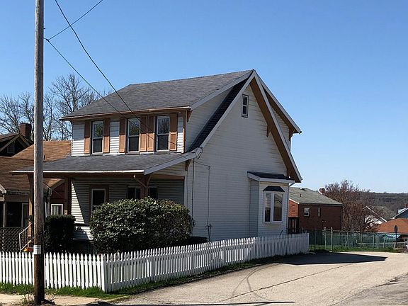 1725 Freeport Rd, Arnold, PA 15068