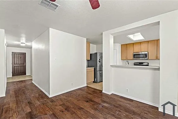 9712 Copper Creek Dr — Photo 15