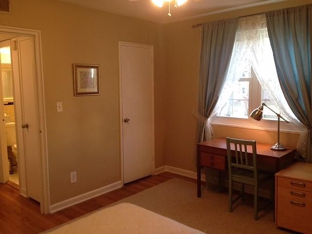 1st image of 2912 Peyton Randolph Dr APT 167