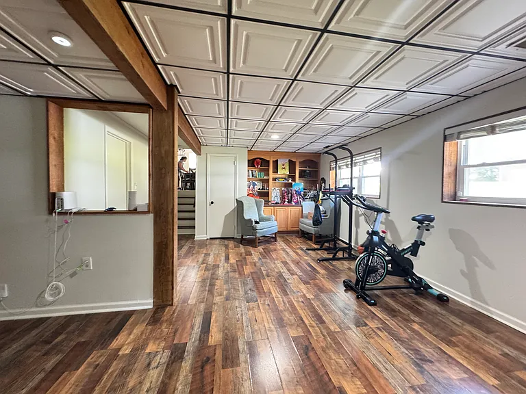 2323 Applewood Dr — Photo 24