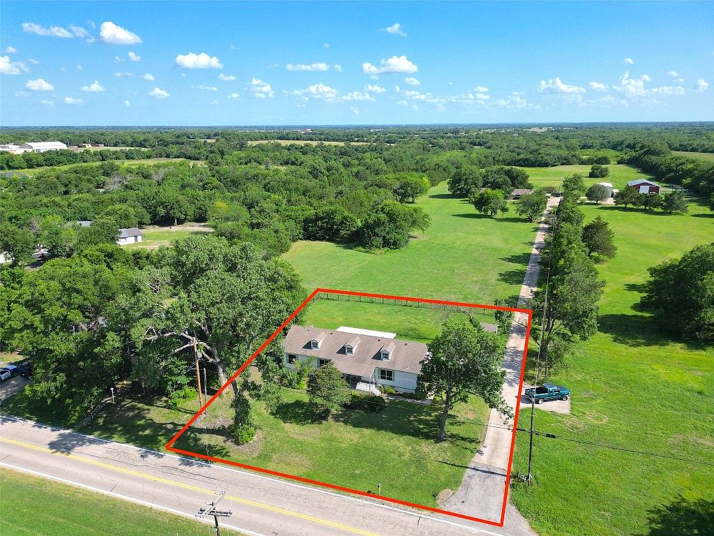 703 W Saunders St, Trenton, TX 75490 MLS 20375756 Zillow