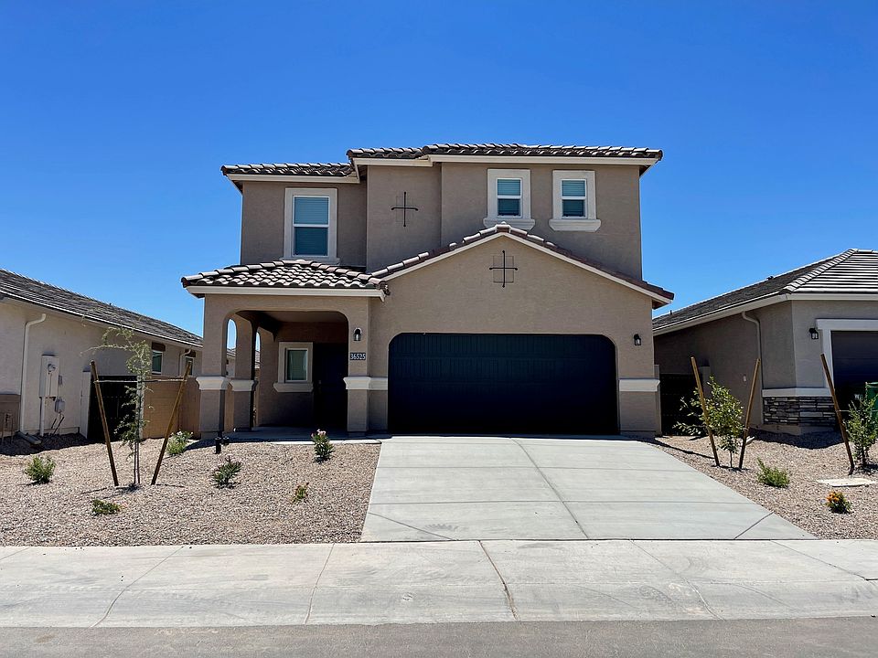 Front of the house_07192022