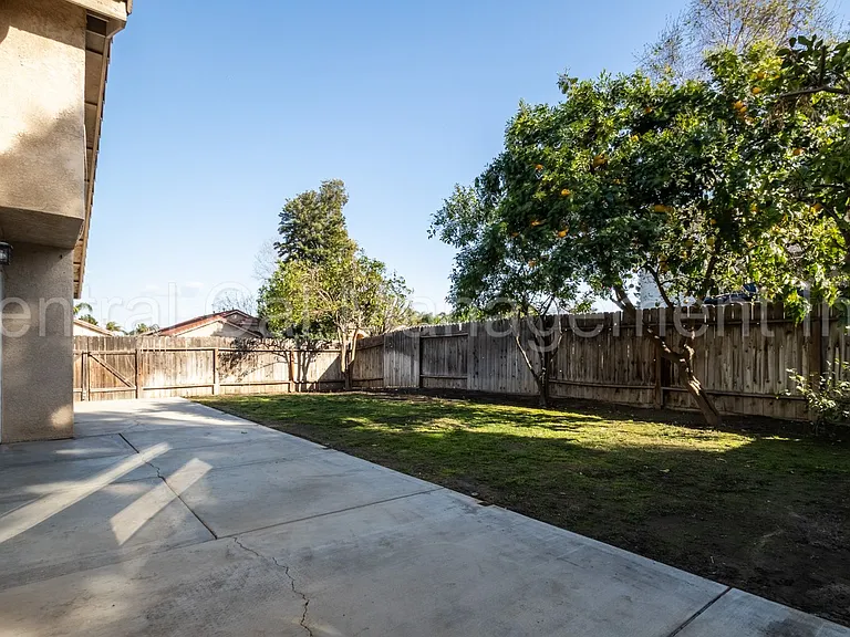6101 Aruba Ct — Photo 29
