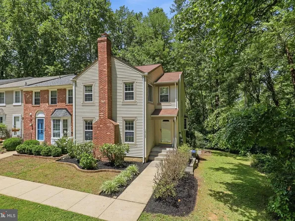 10100 Walnut Wood Ct, Burke, VA 22015