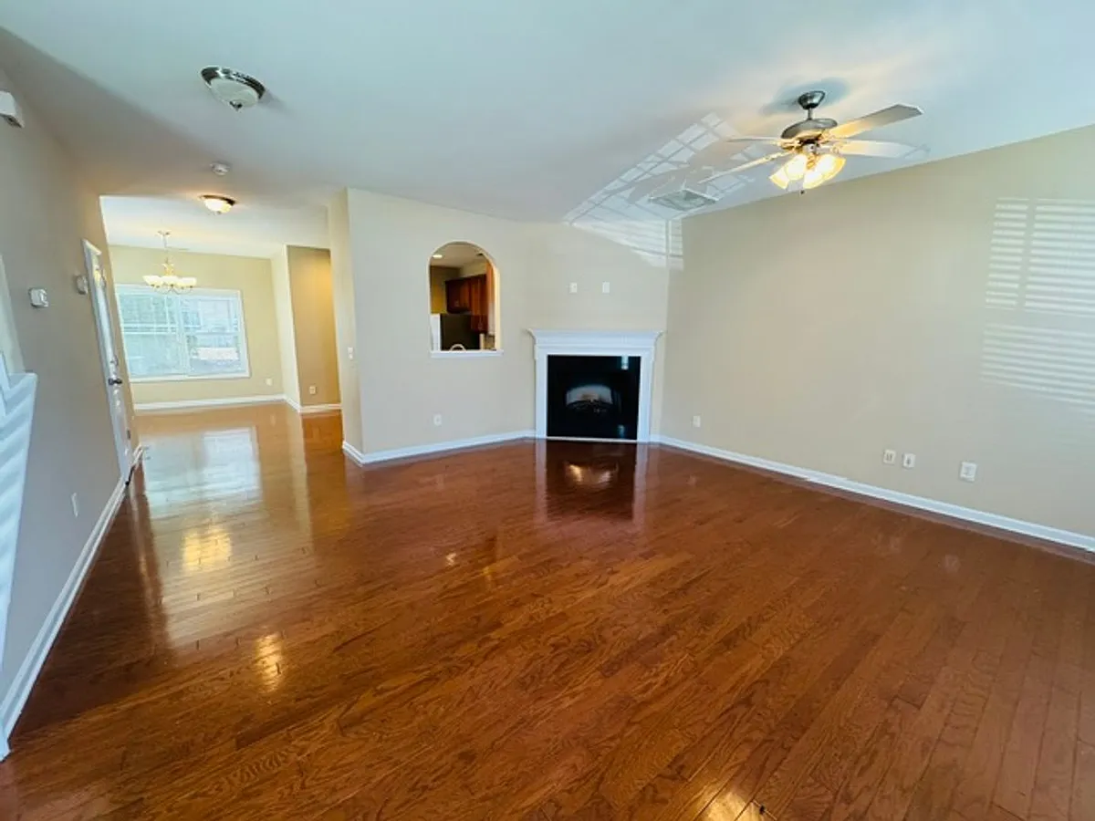 Building Photo - 705-64 Keystone Park Dr #64