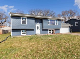644 W 64th St, Davenport, IA 52806