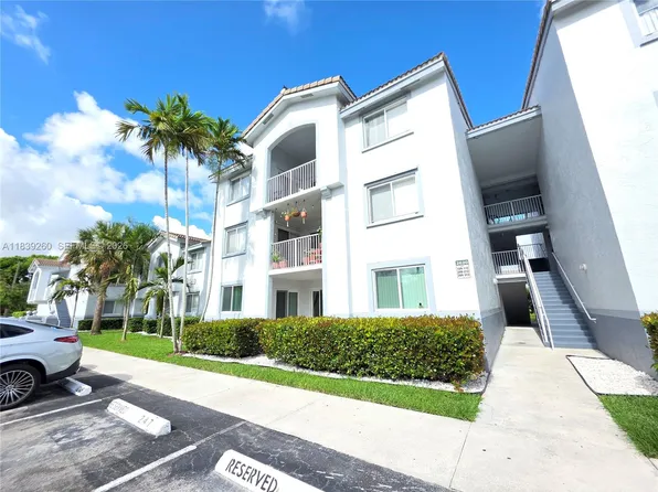 2620 S University Dr APT 111, Davie, FL 33328