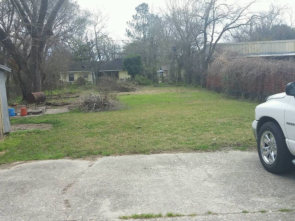 1st image of 131 Ishmeal St