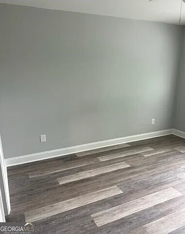 4705 Chariot Dr — Photo 8