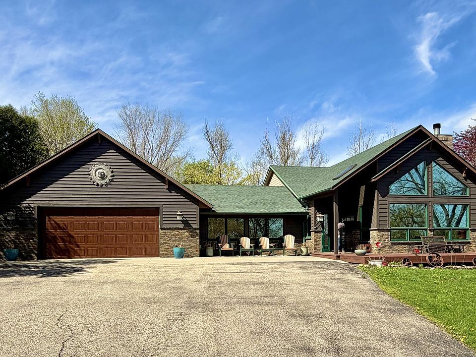 1st image of 175 6th Ln NE