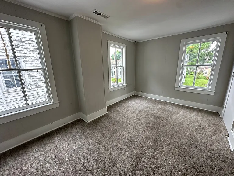 201 W Cypress St — Photo 10
