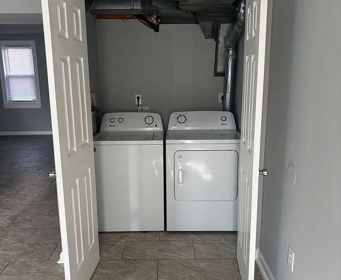 1309 Ashland Ave — Photo 5