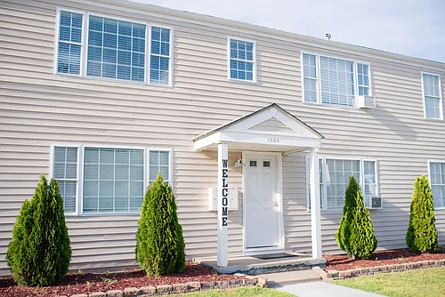 1324 Little Bay Ave Photo 1