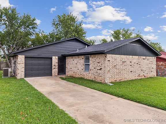 3rd image of 1515 Northaven Ct
