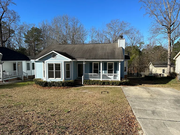107 Savanna Woods Cir — Photo 1