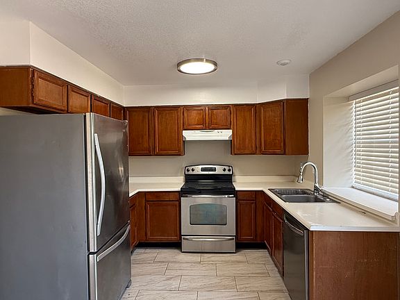 4th image of 5704 E Aire Libre Ave Unit 1242
