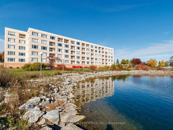 2555 3rd Ave W #210, Owen Sound, ON N4K 6T8