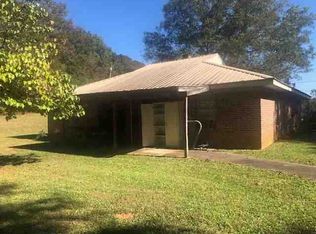 101 McKinzie Rd, Talladega, AL 35160