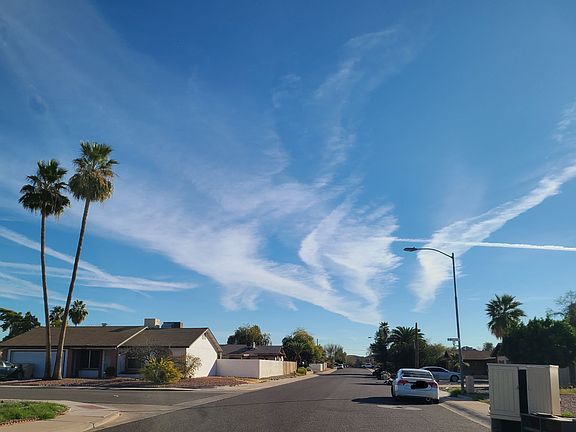 5th image of 8749 W Cinnabar Ave