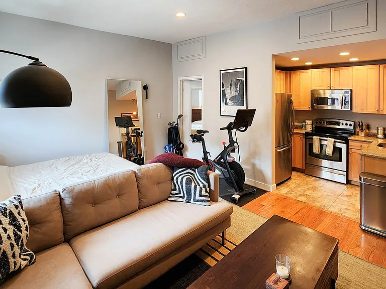 9 Appleton St #403 — Photo 6