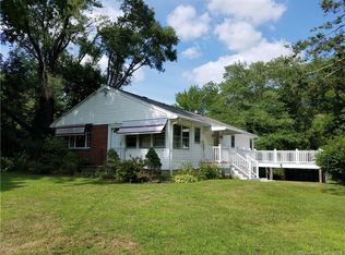 790 Storrs Rd, Mansfield, CT 06268