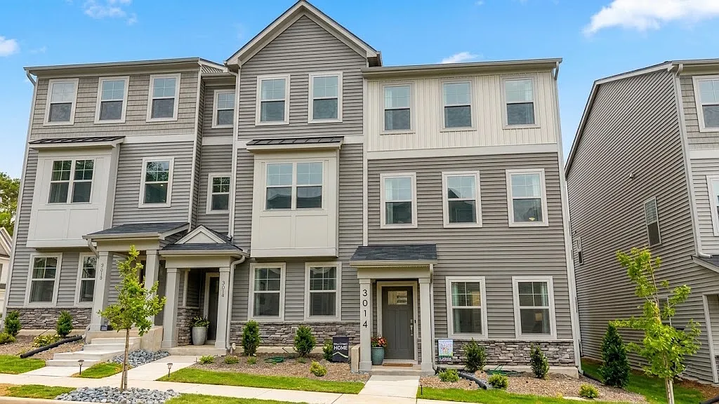 3 bed, 3.5 bath, 1800 sqft, $2,345 — Photo 1