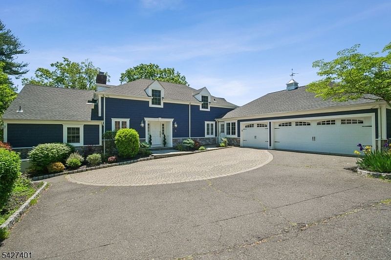 1st image of 1008 Mary Allen Ln