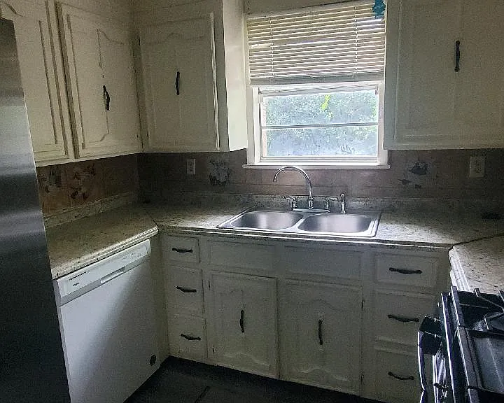 4540 Curtis Ln — Photo 7