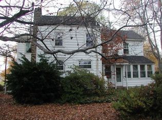 833 Hilltown Pike, Line Lexington, PA 18932