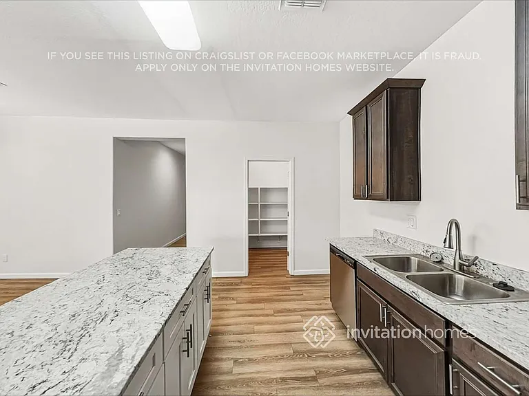 17950 W Tina Ln — Photo 7
