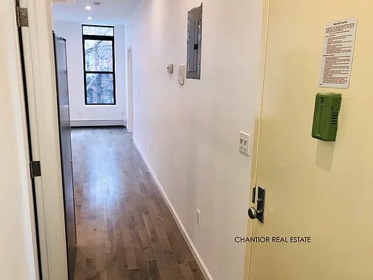 Rented by Chantior Real Estate LLC | media 6