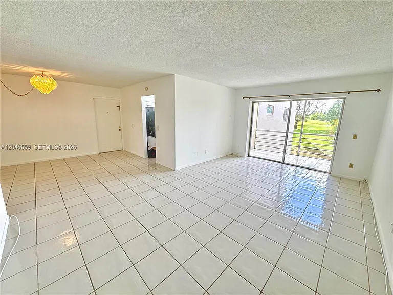 2495 SW 82nd Ave #205 — Photo 1