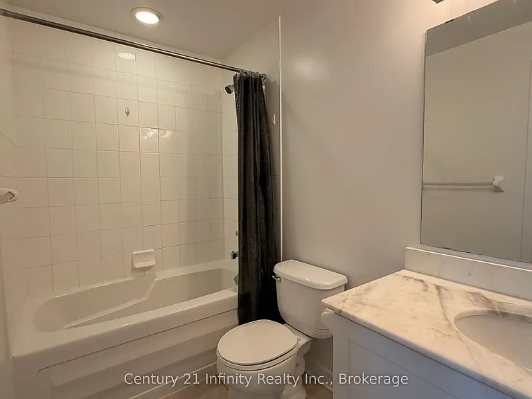 388 Prince Of Wales Dr #1911 — Photo 14