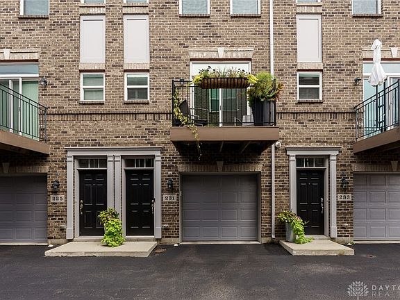 3rd image of 231 Brickstone Ct